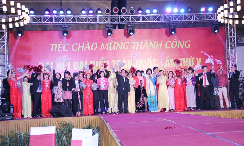 Viet Nam Union of Friendship Organizations holds fifth National Congress