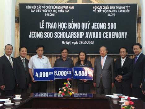 Lễ trao học bổng quỹ Jeong Soo