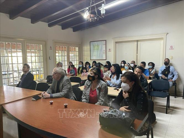 Khai giảng khóa học tiếng Việt cơ bản cho người Venezuela