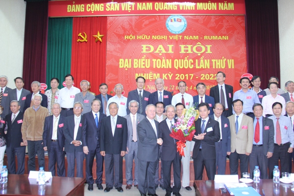 Tieu de