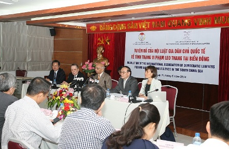 Tieu de