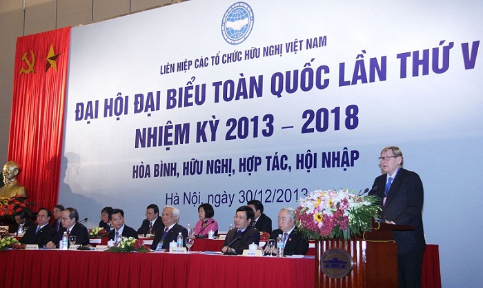 Ông Gunner F. Andersen, Trưởng đại diện Tổ chức “Save the Children” tại Việt Nam, phát biểu tại Đại hội.