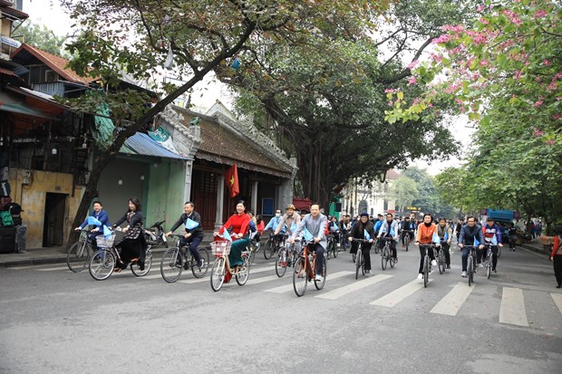 Hanoi friendship cycling journey held to promote green practices