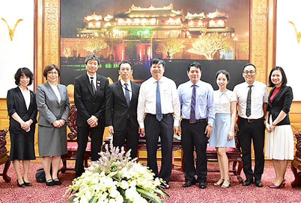 Tieu de