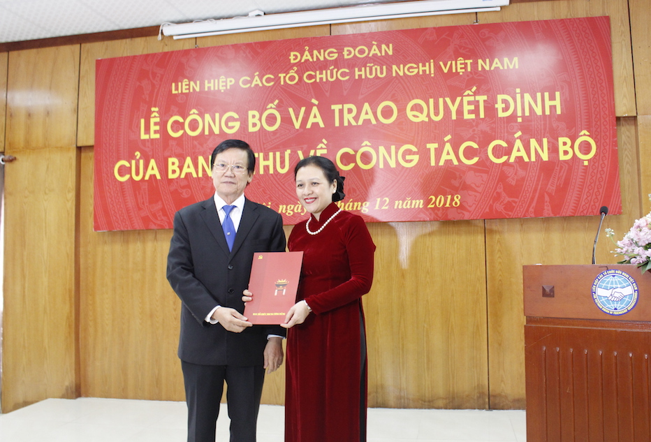 Tieu de