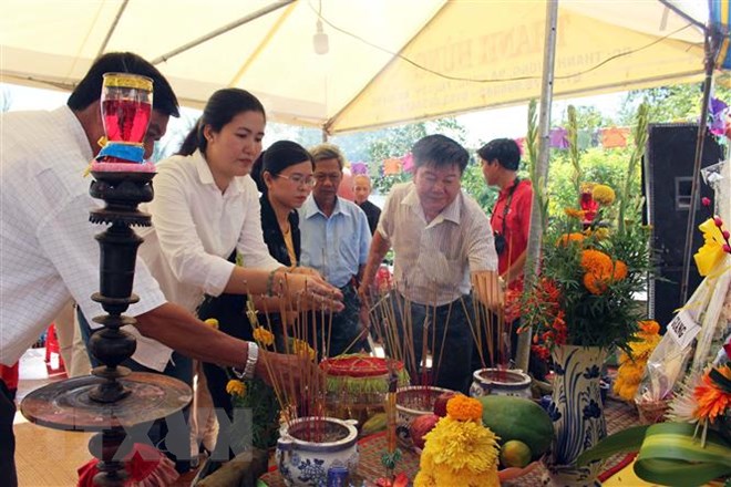 40 năm và những ký ức không thể nguôi quên: Ân tình sâu nặng