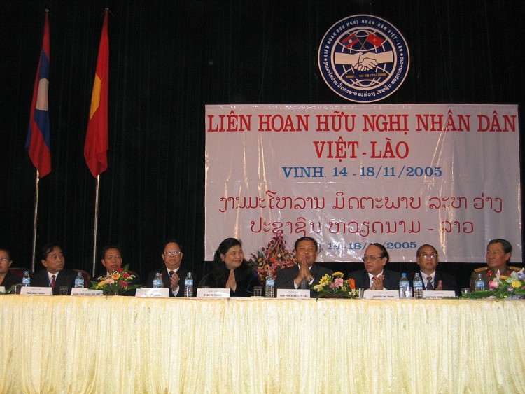 Hành trình hữu nghị qua 5 Liên hoan hữu nghị nhân dân Việt Nam - Lào