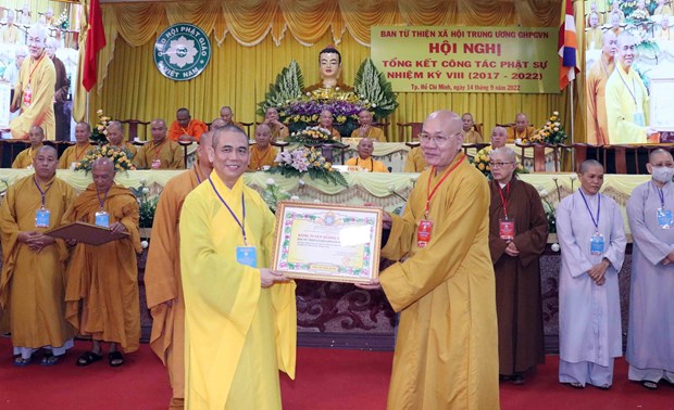 Tieu de