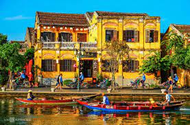 Video: Hoi An, HCMC among world's top 25 destinations in 2023: TripAdvisor