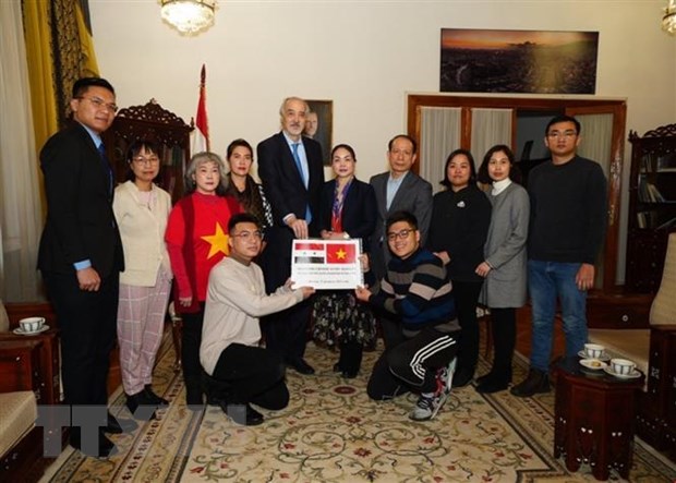 Người Việt tại Nga chung tay hỗ trợ các nạn nhân động đất ở Syria