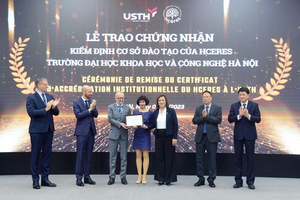 Tieu de
