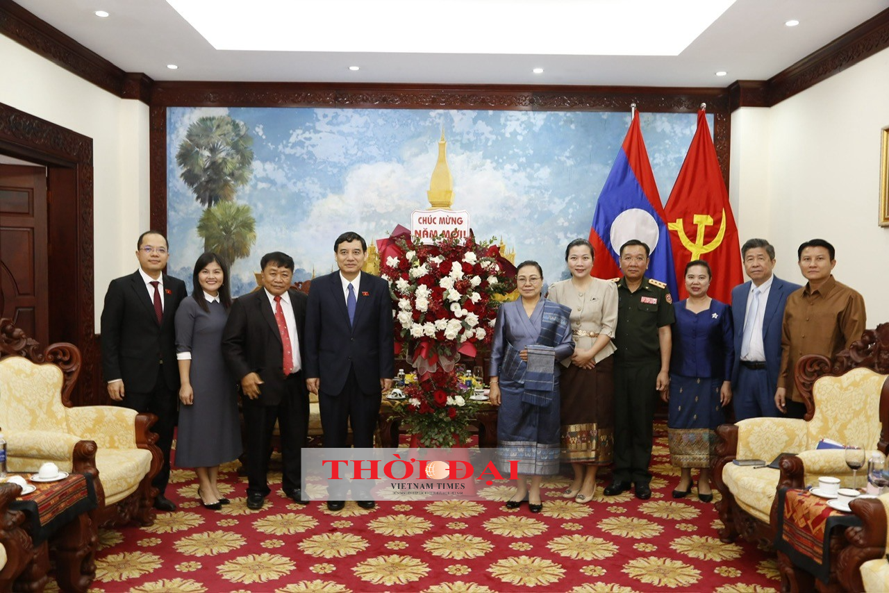 Tieu de