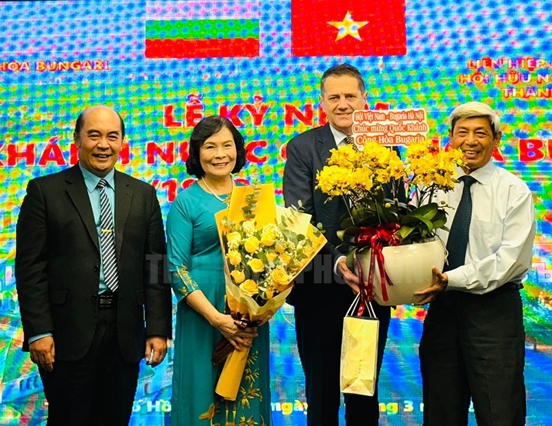 People-to-people, Cultural Exchanges Contribute to Fostering Vietnam-Bulgaria Ties