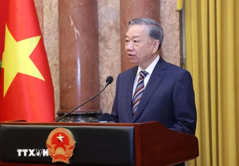 Tieu de