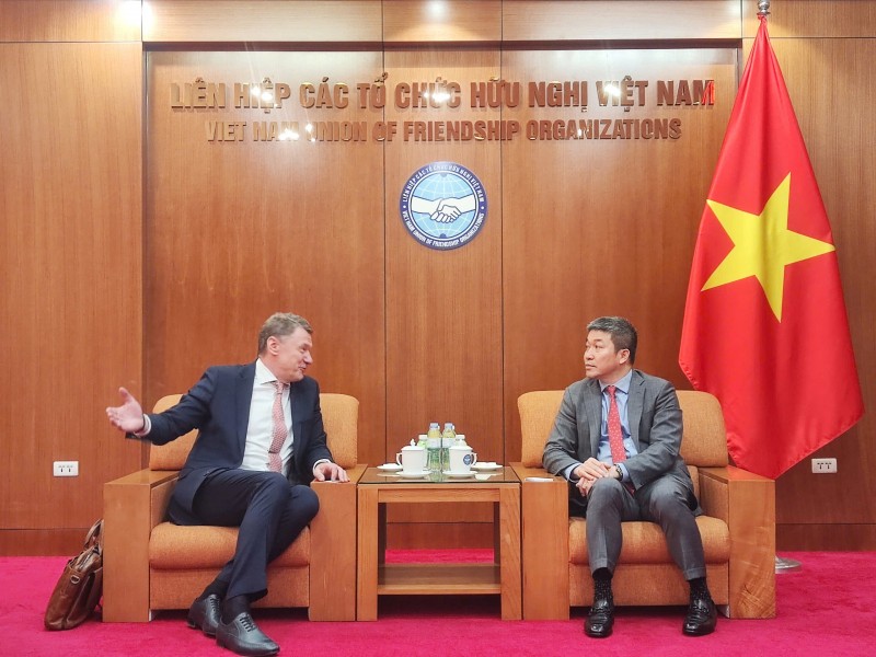 Tieu de