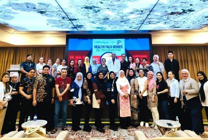 Bridging Vietnamese community in Malaysia through female healthcare initiative