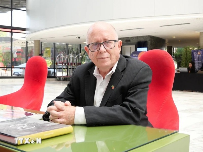 Pedro da Oliveira: Từ giảng đường Sao Paulo tới nhịp cầu gắn kết Việt Nam - Brazil