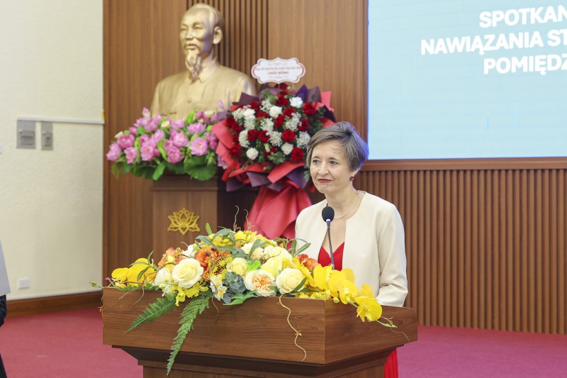 People-to-People Diplomacy: Soft Power Strengthening Viet Nam - Poland Friendship