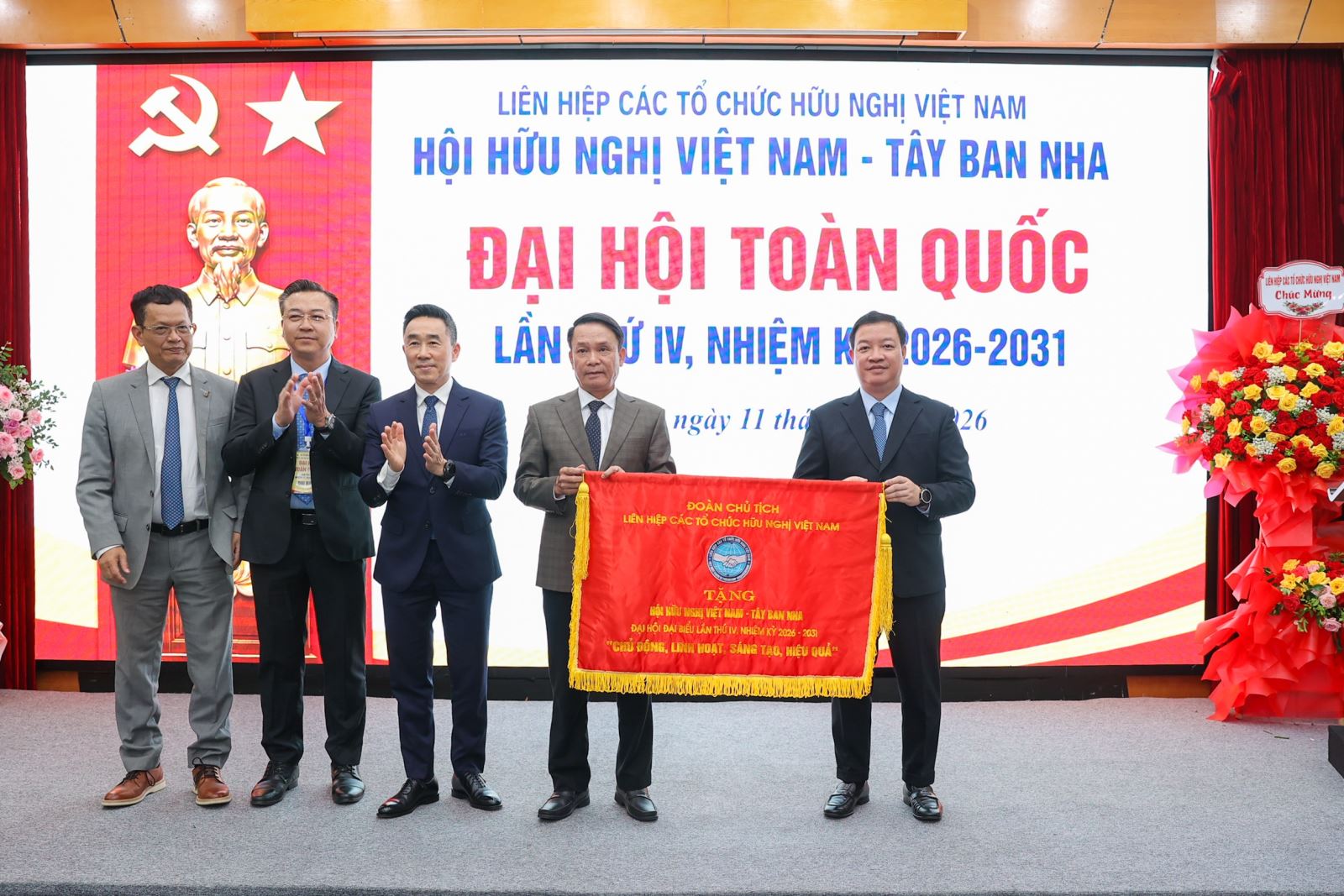 Tieu de