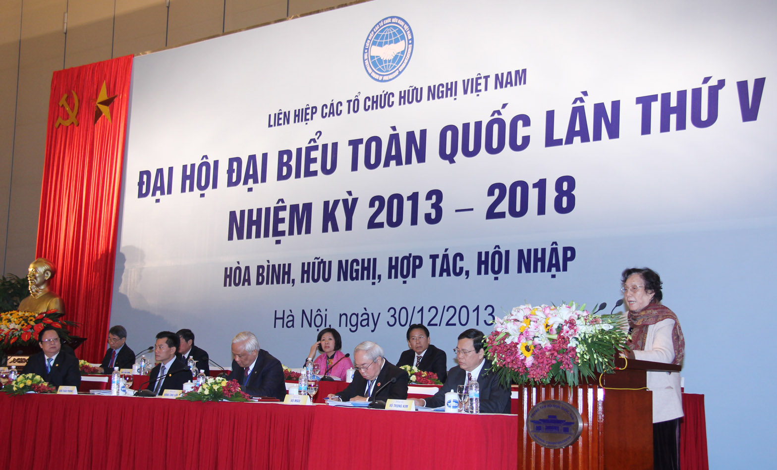Bài phát biểu của bà Nguyễn Thị Bình, nguyên Phó Chủ tịch nước, tại Đại hội đại biểu toàn quốc Liên hiệp các tổ chức hữu nghị Việt Nam lần thứ V